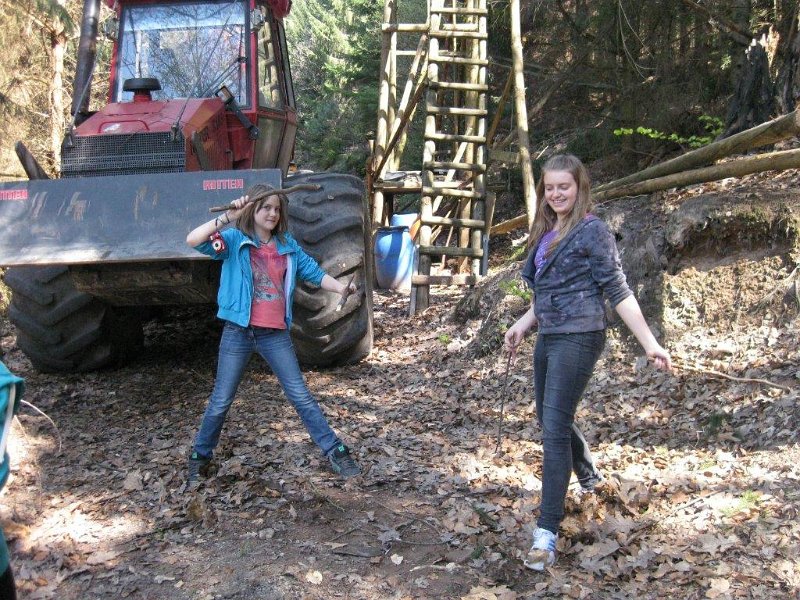 girls day 2013 033.jpg - Girls‘ Day 2013 im Forstrevier Handschuhsheim beim Landschafts- und Forstamt der Stadt Heidelberg. (Foto: Stadt Heidelberg)